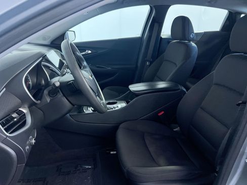 Used 2024 Chevrolet Malibu LT FWD image 12