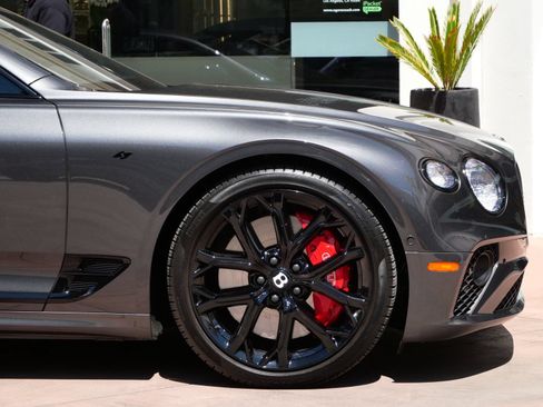 Used 2023 Bentley Continental GT V8 AWD/4WD image 6