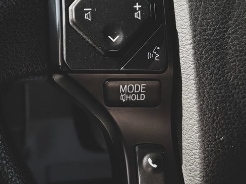 Used 2023 Toyota Tacoma SR AWD/4WD image 3