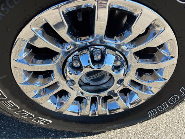 Used 2022 Ford F250 XLT w/ XLT Premium Package AWD/4WD image 11