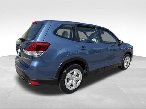 Used 2023 Subaru Forester AWD/4WD image 7