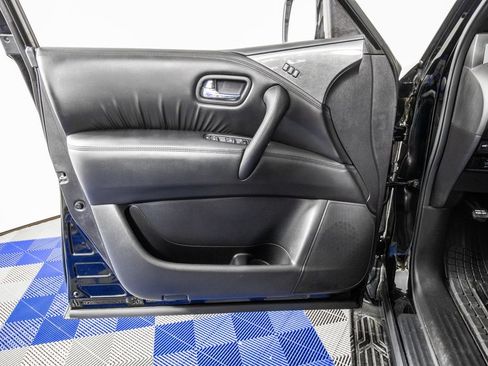 Used 2022 Nissan Armada SL w/ Midnight Edition Package RWD image 15