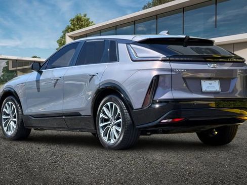 Certified 2024 Cadillac Lyriq Sport RWD image 6