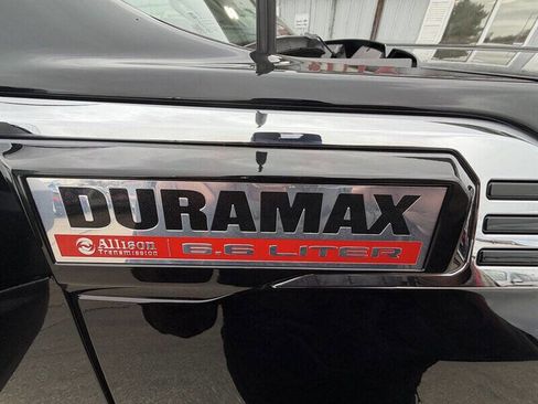 Used 2024 GMC Sierra 2500 Denali w/ Denali Reserve Package image 39