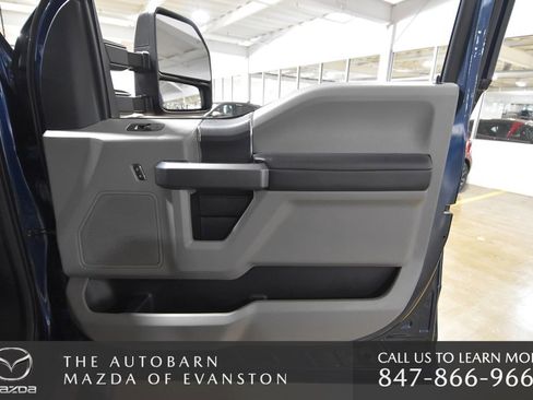 Used 2017 Ford F250 XLT w/ XLT Value Package image 41