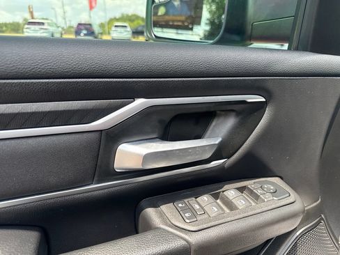 Used 2025 RAM 1500 Lone Star AWD/4WD image 11