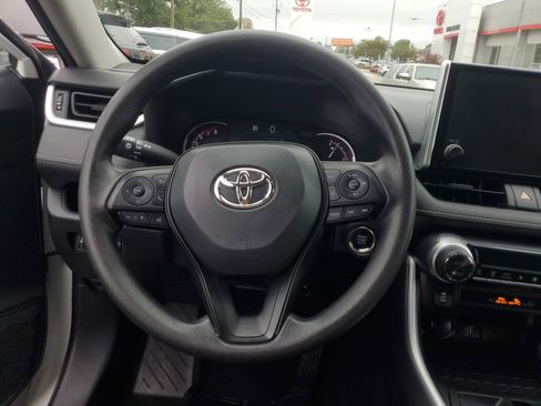 Used 2023 Toyota RAV4 XLE image 25
