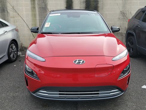 Certified 2023 Hyundai Kona SE image 2