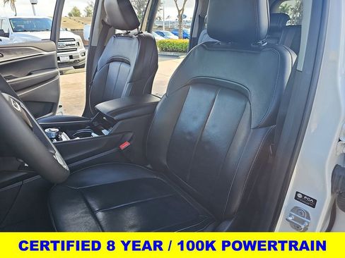 Used 2023 Jeep Grand Cherokee Limited w/ Luxury Tech Group II image 15
