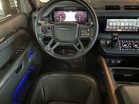 Used 2020 Land Rover Defender 110 X image 15