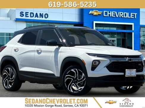 New 2026 Chevrolet TrailBlazer RS w/ Convenience Package AWD/4WD image 1