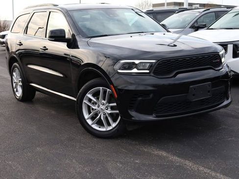 Used 2025 Dodge Durango GT image 2