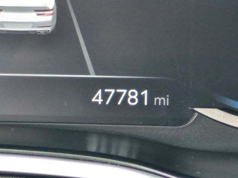 Used 2023 Genesis G80 2.5T AWD/4WD image 32
