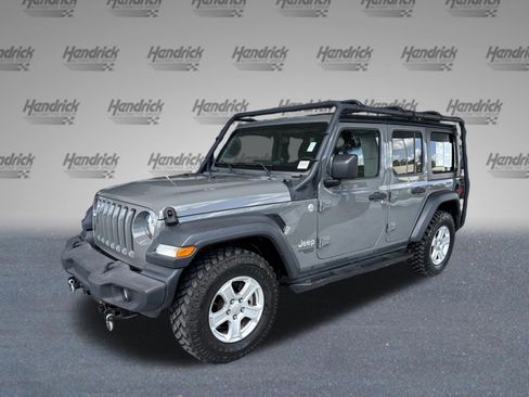 Used 2018 Jeep Wrangler Unlimited Sport S image 4