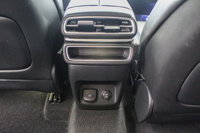 Used 2025 Genesis GV80 2.5T Standard AWD/4WD image 24