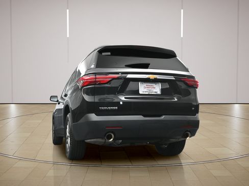 Used 2023 Chevrolet Traverse LT FWD image 28
