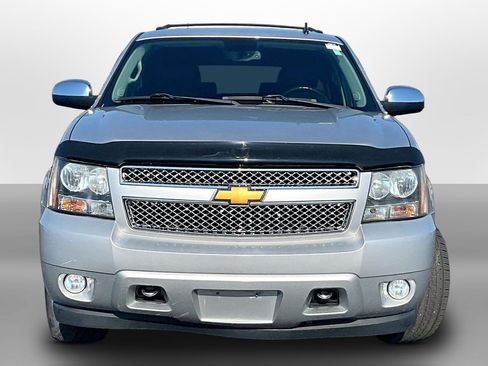 Used 2014 Chevrolet Tahoe LTZ AWD/4WD image 3