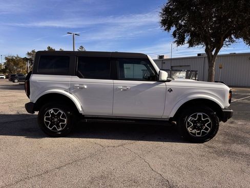 Used 2024 Ford Bronco Outer Banks image 10