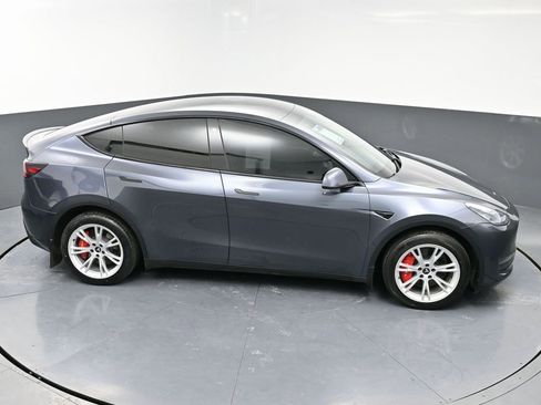 Used 2023 Tesla Model Y Long Range image 50