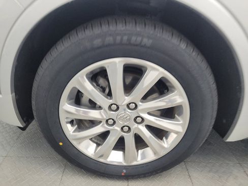 Used 2019 Buick Envision Essence AWD/4WD image 31