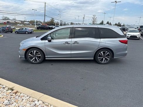 Used 2019 Honda Odyssey Elite image 4