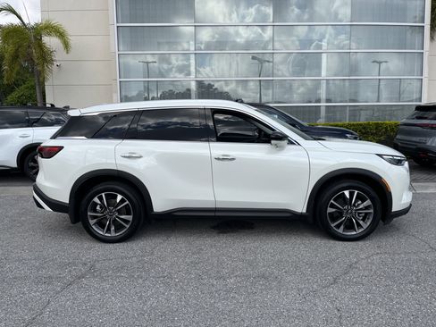 Certified 2024 INFINITI QX60 Luxe FWD image 7