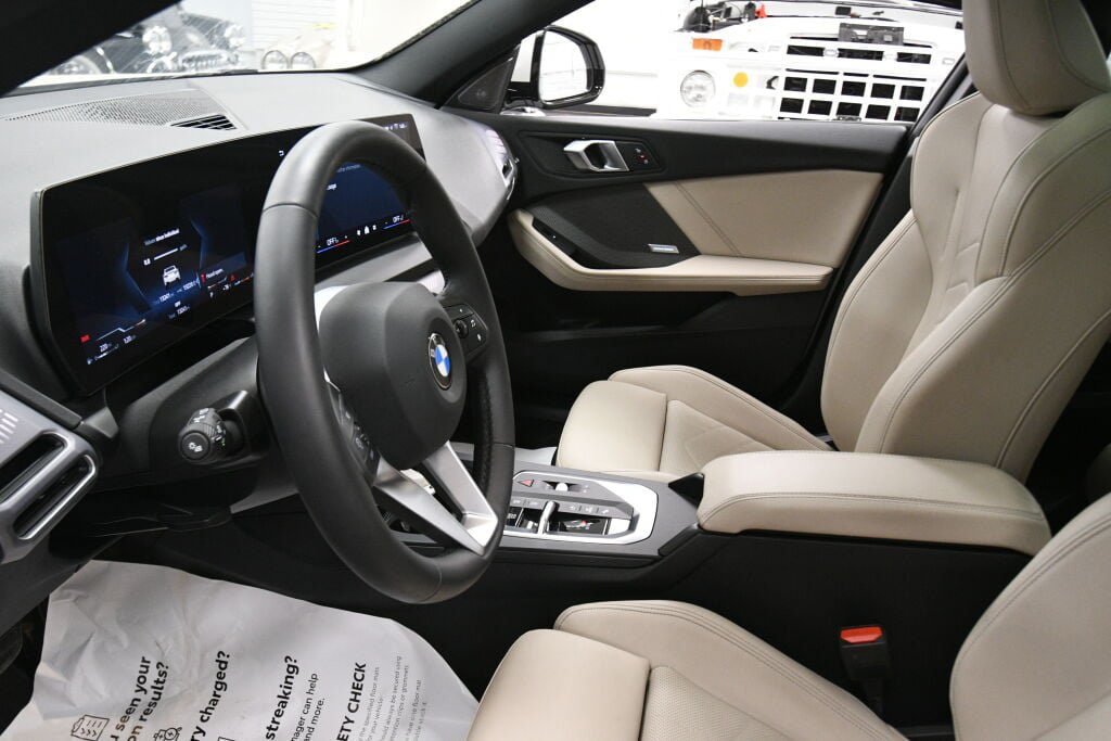 Used 2025 BMW 228i xDrive AWD/4WD image 20