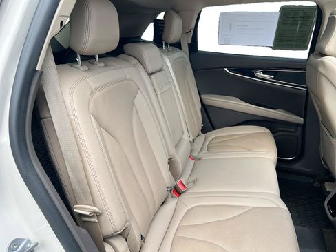 Certified 2023 Lincoln Nautilus Reserve AWD/4WD image 24