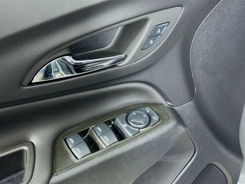 Used 2024 Chevrolet Equinox LT AWD/4WD image 19