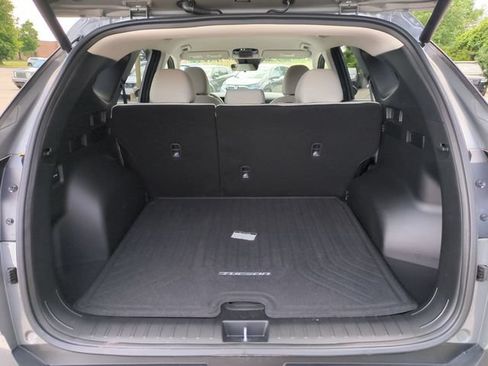 Certified 2025 Hyundai Tucson SEL FWD image 16