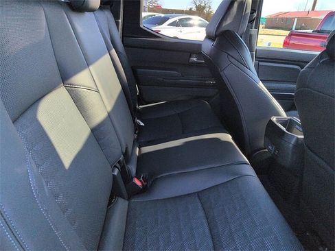 Used 2024 Toyota Tacoma TRD Sport image 11