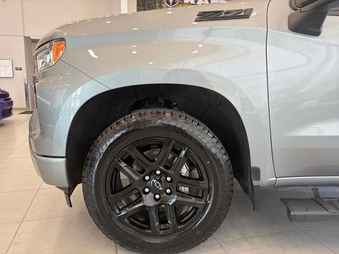 Used 2023 Chevrolet Silverado 1500 RST AWD/4WD image 10