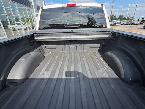 Used 2018 Ford F150 King Ranch w/ Equipment Group 601A Luxury AWD/4WD image 8