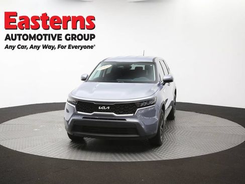 Used 2023 Kia Sorento LX AWD/4WD image 52