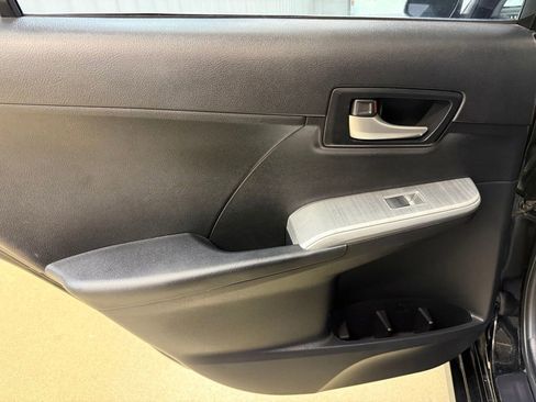 Used 2012 Toyota Camry SE image 21