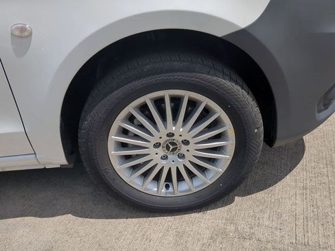 Used 2023 Mercedes-Benz Metris Passenger image 8