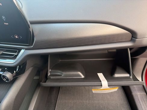 New 2026 Chevrolet Equinox EV LT image 23