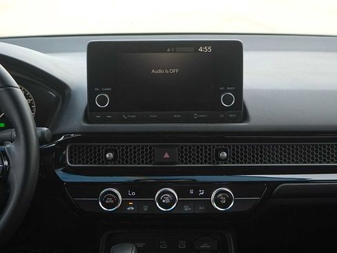 Used 2025 Honda Civic Sport image 19