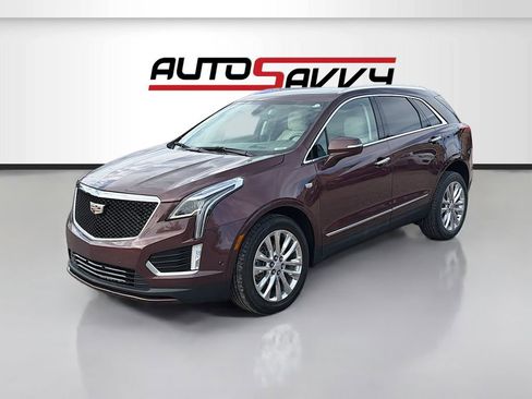 Used 2022 Cadillac XT5 Premium Luxury w/ Technology Package AWD/4WD image 3