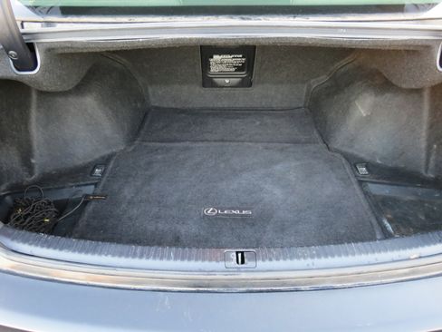 Used 2011 Lexus IS 250 4dr Sport Sdn RWD image 40