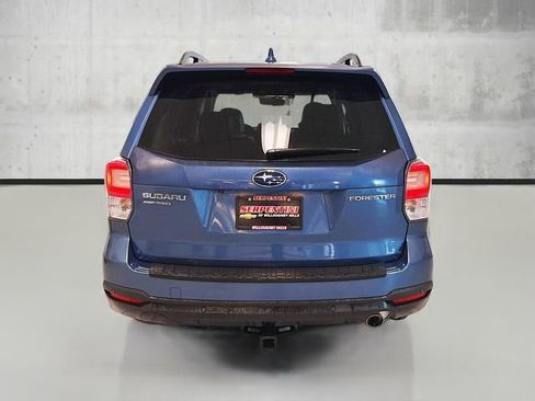 Used 2017 Subaru Forester 2.5i Touring image 6