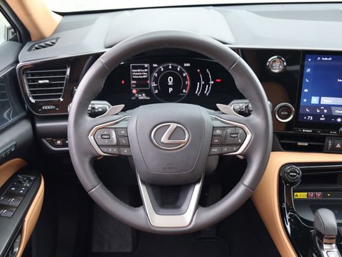 Used 2024 Lexus NX 350 350 Premium image 18