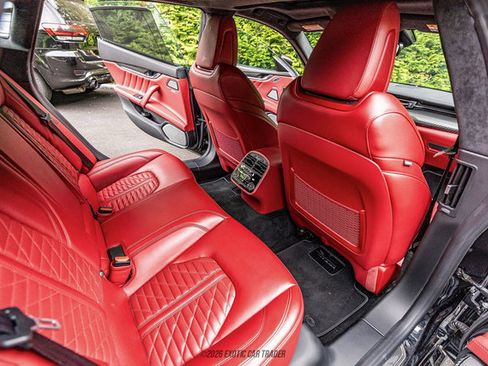 Used 2022 Maserati Quattroporte Trofeo RWD image 41