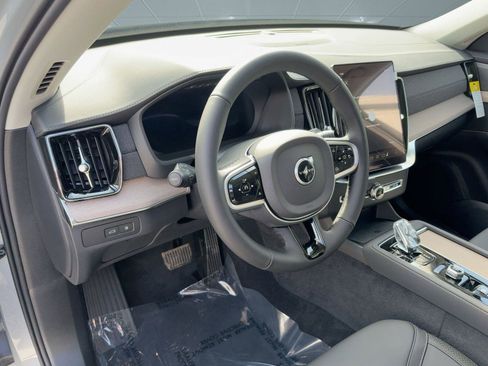 New 2026 Volvo XC90 T8 Plus w/ Protection Package Premier image 4