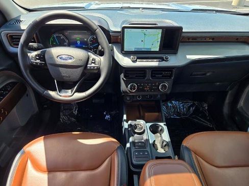 Certified 2024 Ford Maverick Lariat FWD image 20