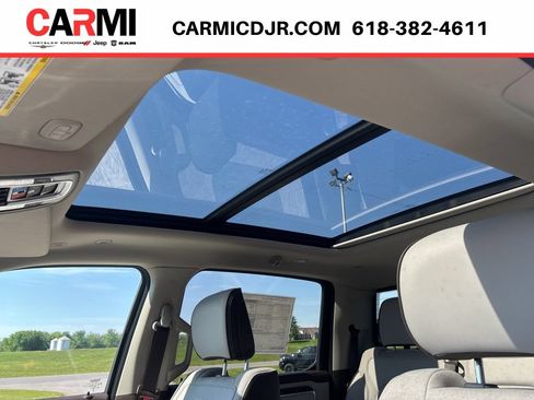 New 2026 RAM 1500 Laramie AWD/4WD image 16