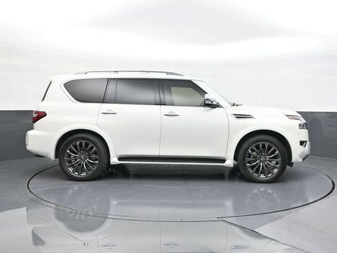 Used 2023 Nissan Armada Platinum w/ Captain's Chairs Package image 18