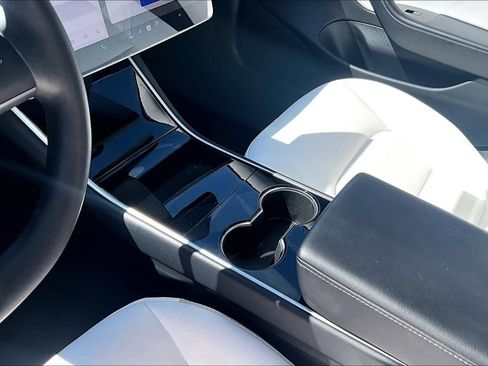 Used 2020 Tesla Model 3 Long Range AWD/4WD image 15