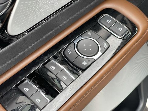 Used 2021 Lincoln Aviator Grand Touring w/ Equipment Group 301A image 20