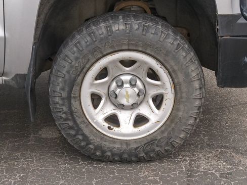 Used 2015 Chevrolet Silverado 1500 W/T w/ Special Service Package AWD/4WD image 5